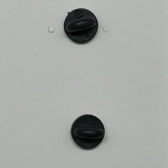 RARE Busch Gardens Howl O Scream 2012 Dark Side Garden "Tricksters" key pin - Picture 2 of 2